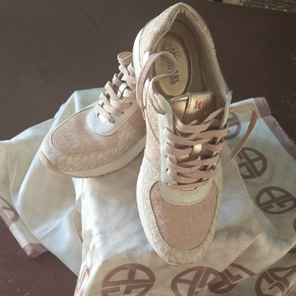 Michael Kors Pink and Gold Sneakers with Plush Comfort - Picture 2 of 4